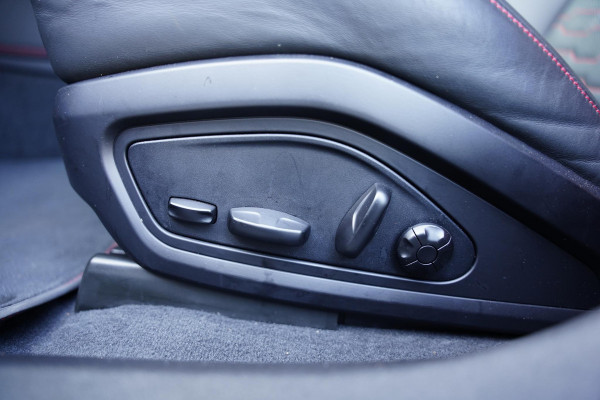 Audi e-tron GT RS Carbon / B&O / Head Up / New Accu Pack