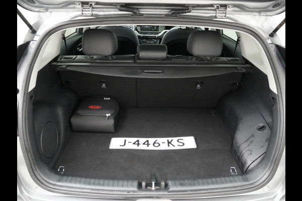 Kia Niro 1.6 GDi PHEV ExecutiveLine Airco - Apple Carplay/Android Auto - Cruise Control Adaptief - Glazen Schuifkantel Dak - Stuur/Stoel Verwarming - Stoel Verkoeling - Virena Zekerheidspakket € 895,-