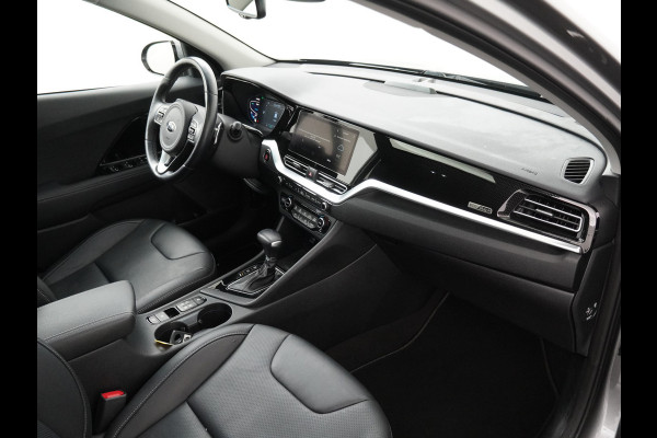 Kia Niro 1.6 GDi PHEV ExecutiveLine Airco - Apple Carplay/Android Auto - Cruise Control Adaptief - Glazen Schuifkantel Dak - Stuur/Stoel Verwarming - Stoel Verkoeling - Virena Zekerheidspakket € 895,-