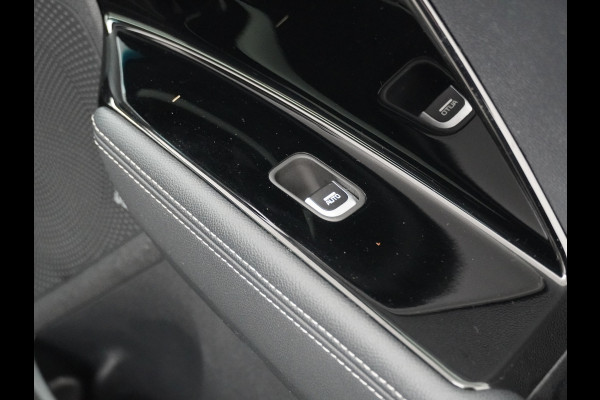 Kia Niro 1.6 GDi PHEV ExecutiveLine Airco - Apple Carplay/Android Auto - Cruise Control Adaptief - Glazen Schuifkantel Dak - Stuur/Stoel Verwarming - Stoel Verkoeling - Virena Zekerheidspakket € 895,-