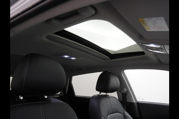 Kia Niro 1.6 GDi PHEV ExecutiveLine Airco - Apple Carplay/Android Auto - Cruise Control Adaptief - Glazen Schuifkantel Dak - Stuur/Stoel Verwarming - Stoel Verkoeling - Virena Zekerheidspakket € 895,-