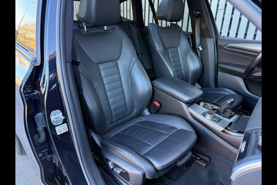 BMW X3 XDrive20i High Executive M-sportpakket /Pano /Leer /Camera