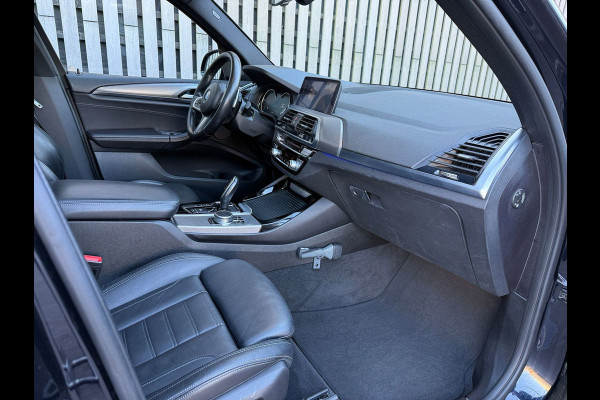 BMW X3 XDrive20i High Executive M-sportpakket /Pano /Leer /Camera