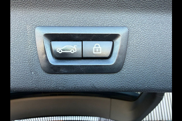 BMW X3 XDrive20i High Executive M-sportpakket /Pano /Leer /Camera