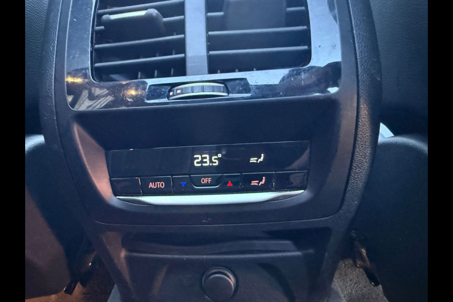 BMW X3 XDrive20i High Executive M-sportpakket /Pano /Leer /Camera