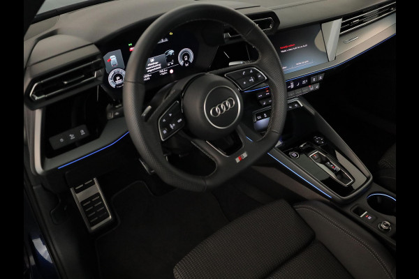 Audi A3 Sportback 40 TFSI e S edition 204 pk S-tronic | Verlengde garantie | Navigatie | Parkeersensoren (Park assist) | Achteruitrijcamera | Stoelverwarming | S-Line |