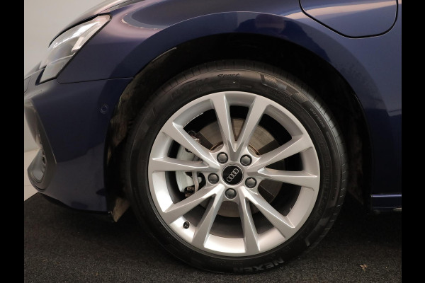 Audi A3 Sportback 40 TFSI e S edition 204 pk S-tronic | Verlengde garantie | Navigatie | Parkeersensoren (Park assist) | Achteruitrijcamera | Stoelverwarming | S-Line |