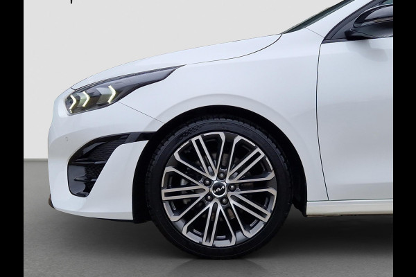 Kia Ceed Sportswagon 1.5 T-GDi GT-PlusLine Automaat | Trekhaak | Hulpveren | Stoelverwarming | JBL |