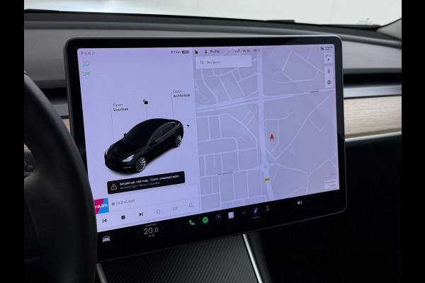 Tesla Model 3 SR+ 325PK Trekhaak Lmv 19" AutoPilot Leer Pano-Dak Adaptive Cruise Camera's Elektr.-Stuur+Stoelen+Spiegels+Geheugen+Easy-Entry+V SOH 84% Ecc Navi Led DAB Voorverwarmen interieur via App Keyless One-Pedal-Drive 1e Eigenaar Origineel Nederlandse Auto 1.584kg licht!
