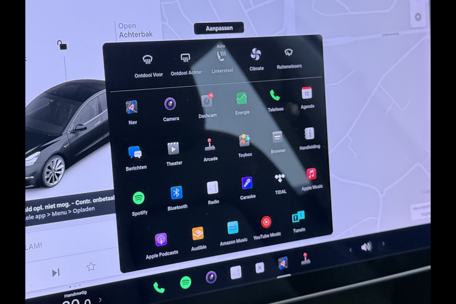 Tesla Model 3 SR+ 325PK Trekhaak Lmv 19" AutoPilot Leer Pano-Dak Adaptive Cruise Camera's Elektr.-Stuur+Stoelen+Spiegels+Geheugen+Easy-Entry+V SOH 84% Ecc Navi Led DAB Voorverwarmen interieur via App Keyless One-Pedal-Drive 1e Eigenaar Origineel Nederlandse Auto 1.584kg licht!