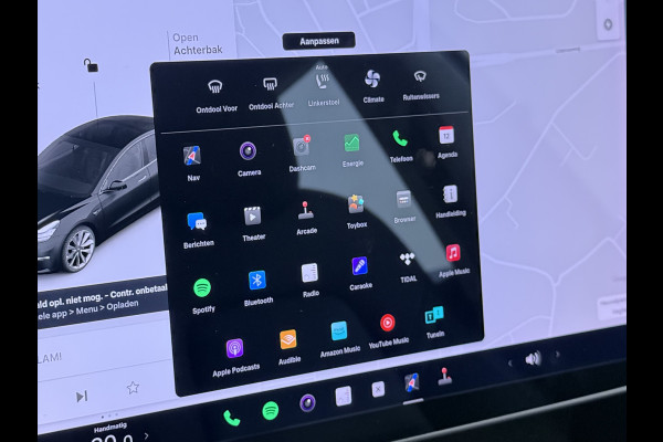 Tesla Model 3 SR+ 325PK Trekhaak Lmv 19" AutoPilot Leer Pano-Dak Adaptive Cruise Camera's Elektr.-Stuur+Stoelen+Spiegels+Geheugen+Easy-Entry+V SOH 84% Ecc Navi Led DAB Voorverwarmen interieur via App Keyless One-Pedal-Drive 1e Eigenaar Origineel Nederlandse Auto 1.584kg licht!