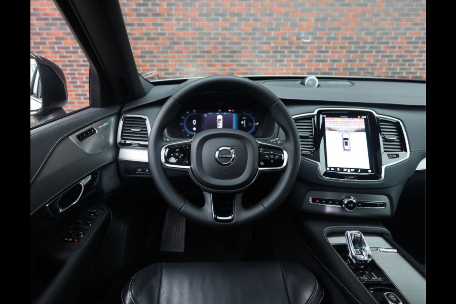 Volvo XC90 T8 Recharge AWD Ultimate Dark | Pano - Trekhaak - Luchtvering