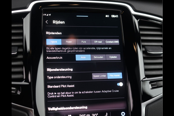 Volvo XC90 T8 Recharge AWD Ultimate Dark | Pano - Trekhaak - Luchtvering
