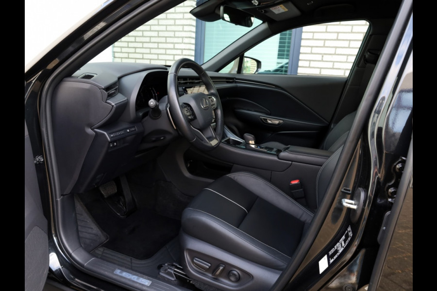 Lexus LBX Relax 2WD | Leder | Memory Seat | Trekhaak