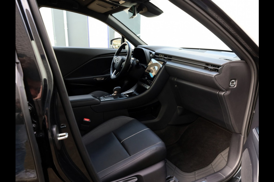 Lexus LBX Relax 2WD | Leder | Memory Seat | Trekhaak