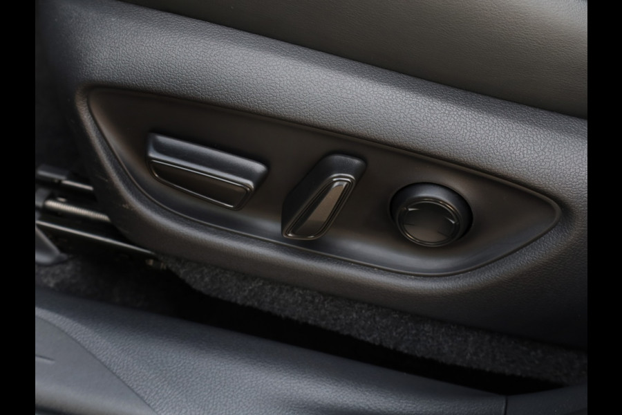 Lexus LBX Relax 2WD | Leder | Memory Seat | Trekhaak