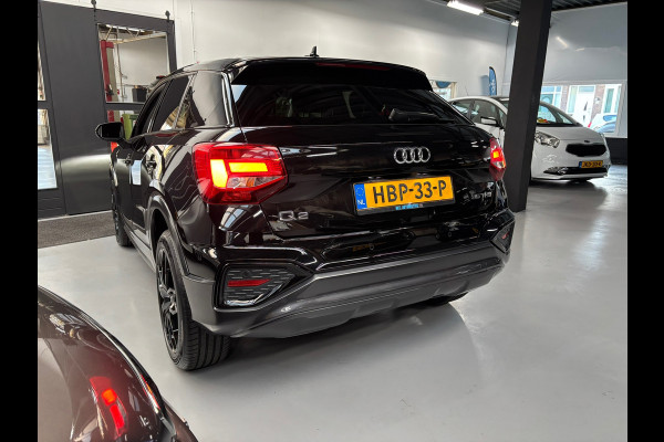 Audi Q2 35 TFSI S Edition / Camera / Navi / 18 inch