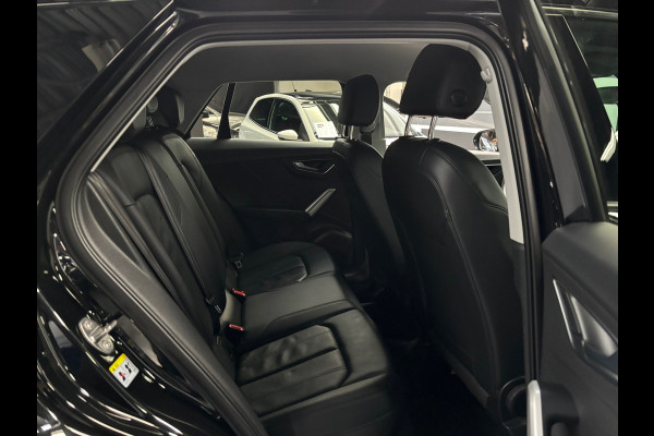 Audi Q2 35 TFSI S Edition / Camera / Navi / 18 inch