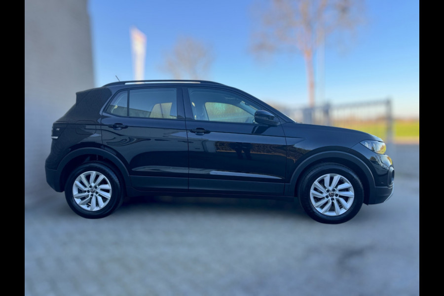 Volkswagen T-Cross 1.0 TSI Life CAMERA / PDC VOOR & ACHTER / CARPLAY / STOELVERWARMING / CLIMATE CONTROL / ELEKTR. INKLAPB SPIEGEL