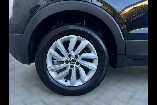 Volkswagen T-Cross 1.0 TSI Life CAMERA / PDC VOOR & ACHTER / CARPLAY / STOELVERWARMING / CLIMATE CONTROL / ELEKTR. INKLAPB SPIEGEL