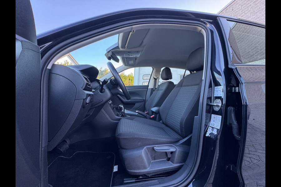 Volkswagen T-Cross 1.0 TSI Life CAMERA / PDC VOOR & ACHTER / CARPLAY / STOELVERWARMING / CLIMATE CONTROL / ELEKTR. INKLAPB SPIEGEL