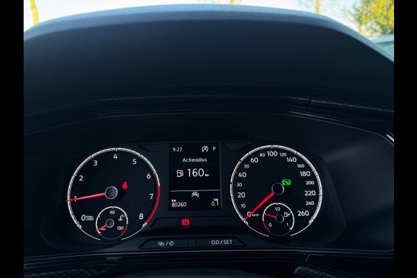 Volkswagen T-Cross 1.0 TSI Life CAMERA / PDC VOOR & ACHTER / CARPLAY / STOELVERWARMING / CLIMATE CONTROL / ELEKTR. INKLAPB SPIEGEL