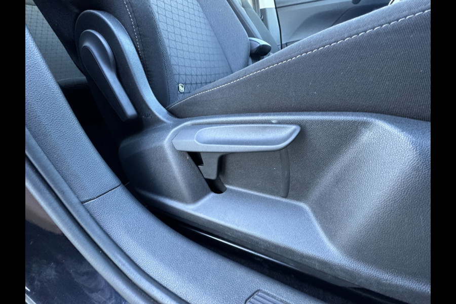 Volkswagen T-Cross 1.0 TSI Life CAMERA / PDC VOOR & ACHTER / CARPLAY / STOELVERWARMING / CLIMATE CONTROL / ELEKTR. INKLAPB SPIEGEL