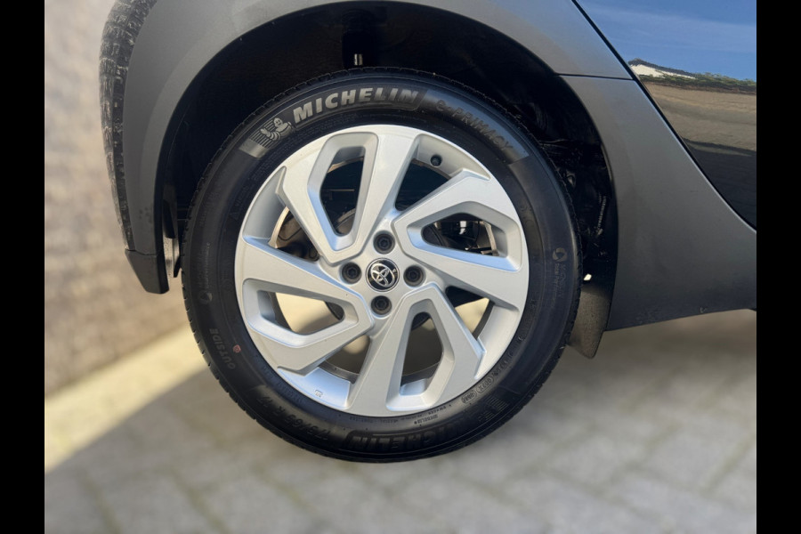 Toyota Aygo X 1.0 VVT-i MT Pulse Active CAMERA / ACC / LMV 17 INCH / LEDKOPLAMPEN / HOGE INSTAP / ZEER NETJES