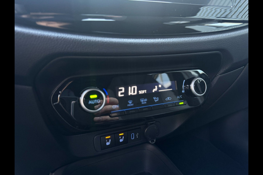 Toyota Aygo X 1.0 VVT-i MT Pulse Active CAMERA / ACC / LMV 17 INCH / LEDKOPLAMPEN / HOGE INSTAP / ZEER NETJES