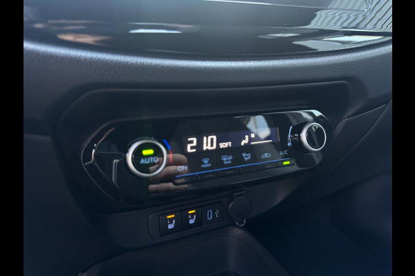 Toyota Aygo X 1.0 VVT-i MT Pulse Active CAMERA / ACC / LMV 17 INCH / LEDKOPLAMPEN / HOGE INSTAP / ZEER NETJES