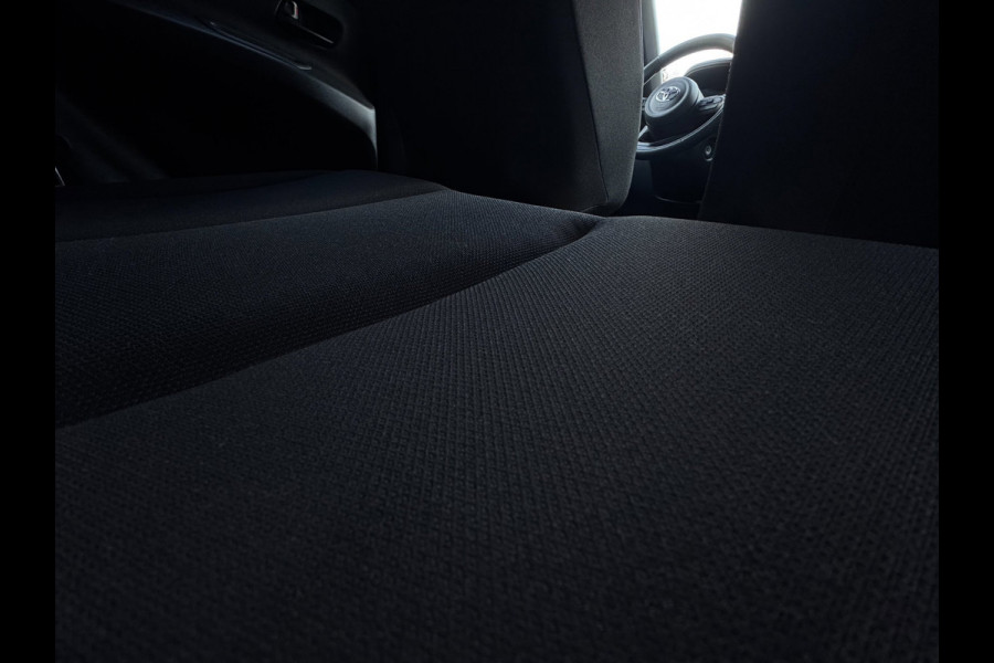 Toyota Aygo X 1.0 VVT-i MT Pulse Active CAMERA / ACC / LMV 17 INCH / LEDKOPLAMPEN / HOGE INSTAP / ZEER NETJES