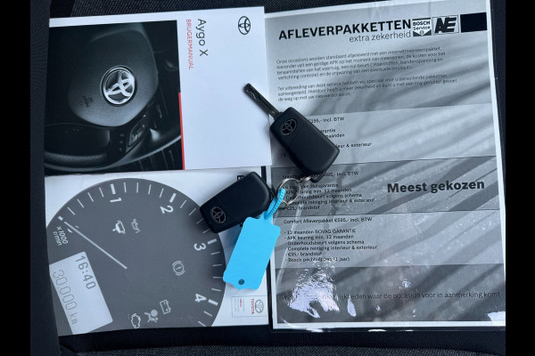 Toyota Aygo X 1.0 VVT-i MT Pulse Active CAMERA / ACC / LMV 17 INCH / LEDKOPLAMPEN / HOGE INSTAP / ZEER NETJES