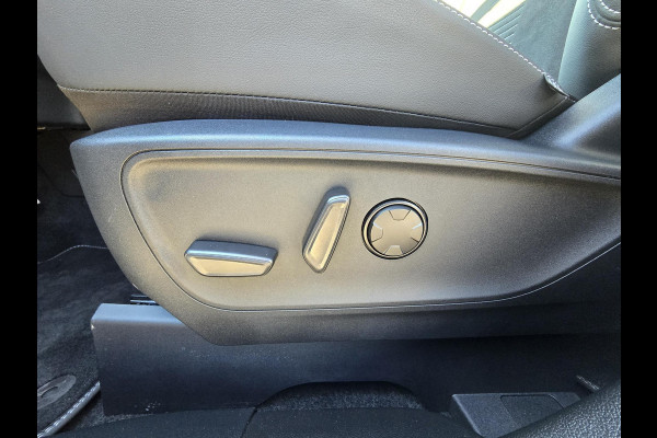 Ford Kuga 2.5 PHEV Active X 243pk | Driver Assistance Pack | Winterpack | Technology Pack | Panoramadak | All Weather Banden