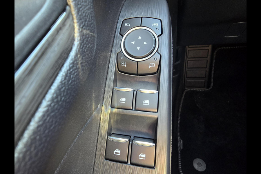 Ford Kuga 2.5 PHEV Active X 243pk | Driver Assistance Pack | Winterpack | Technology Pack | Panoramadak | All Weather Banden