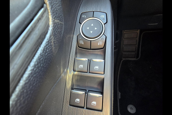 Ford Kuga 2.5 PHEV Active X 243pk | Driver Assistance Pack | Winterpack | Technology Pack | Panoramadak | All Weather Banden