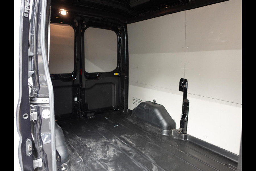 Ford Transit 310 2.0 TDCI L2H2 Trend Automaat Airco Bluetooth Camera Cruise Control