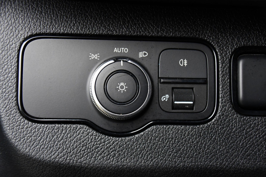 Mercedes-Benz Sprinter 317 1.9 CDI L2H2 RWD PB Edition Camera, Cruise, Carplay, LED, Leder, Stoelverwaming, 170pk, Trekhaak, Automaat, Mbux, Uniek!