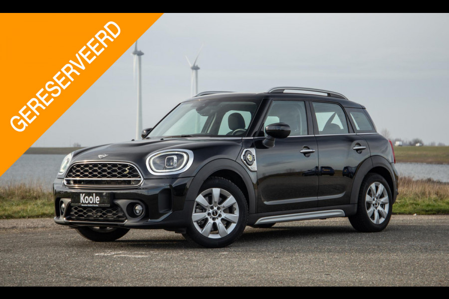 MINI Countryman 1.5 Cooper S E ALL4 Essential CAMERA / NAVI / CARPLAY / AIRCO / ZWART / STOELVERWARMING