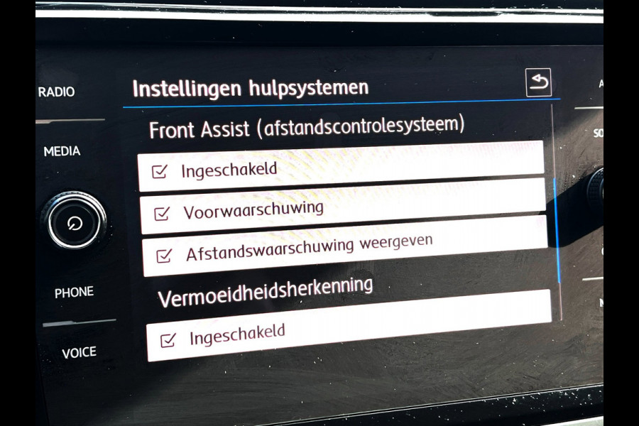Volkswagen Touran 1.5 TSI Highline 7p Carplay_Trekhaak_ACC_Camera