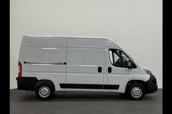 Opel Movano 2.2D 140 L2H2 Edition Airco Navi PDC Trekhaak Cruise control