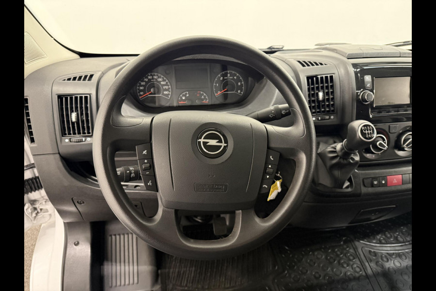 Opel Movano 2.2D 140 L2H2 Edition Airco Navi PDC Trekhaak Cruise control