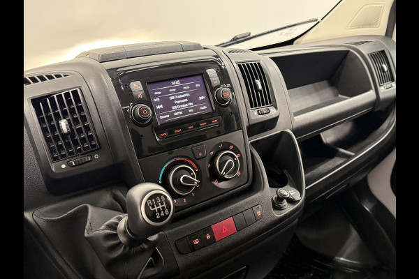 Opel Movano 2.2D 140 L2H2 Edition Airco Navi PDC Trekhaak Cruise control