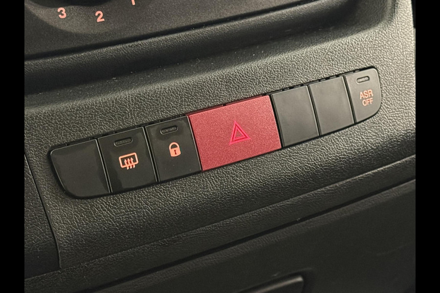 Opel Movano 2.2D 140 L2H2 Edition Airco Navi PDC Trekhaak Cruise control