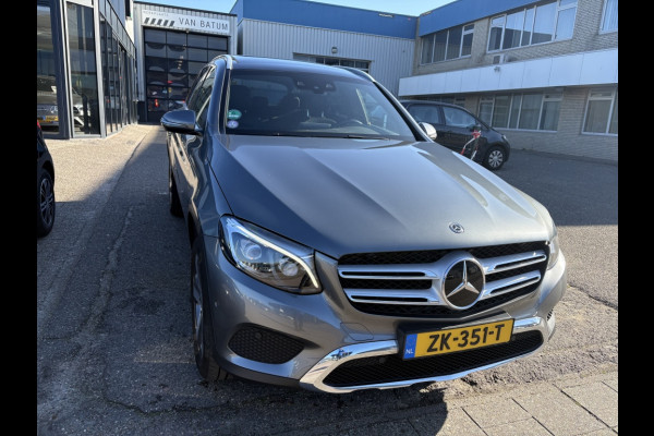 Mercedes-Benz GLC 350e 4Matic Business AMG Panodak trekhaak