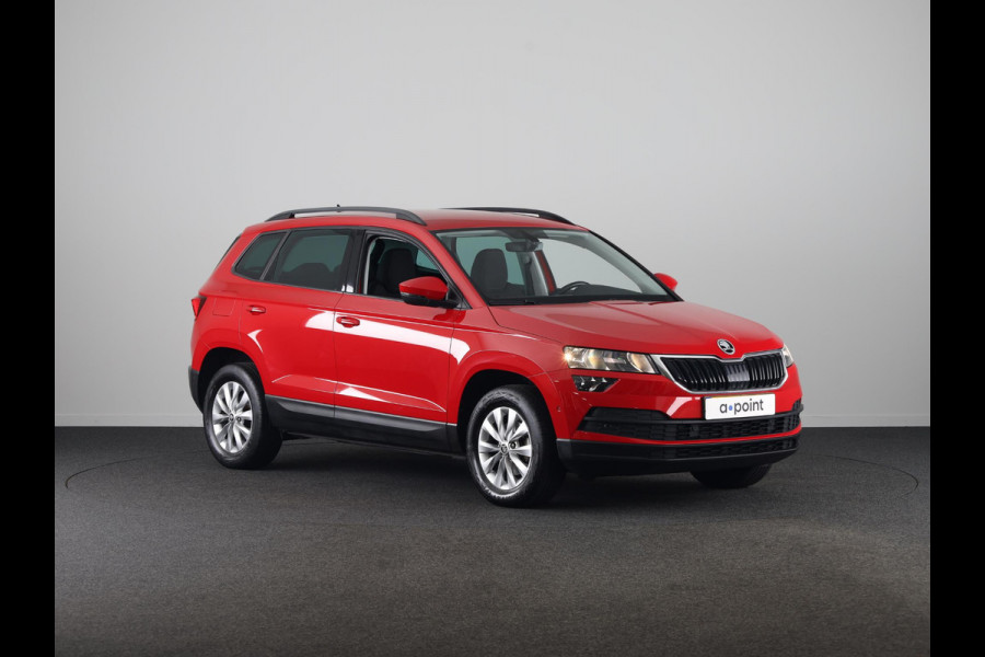 Škoda Karoq 1.0 TSI Business Edition 110pk | Navigatie | Parkeersensoren voor en achter | Apple Carplay/ Android auto | Lichtmetalen velgen | Cruise controle