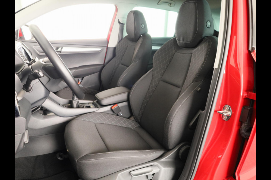 Škoda Karoq 1.0 TSI Business Edition 110pk | Navigatie | Parkeersensoren voor en achter | Apple Carplay/ Android auto | Lichtmetalen velgen | Cruise controle