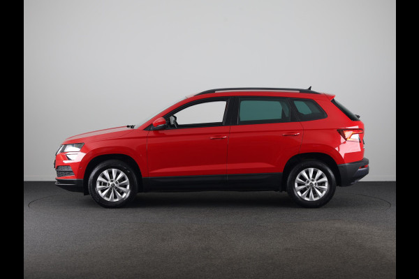 Škoda Karoq 1.0 TSI Business Edition 110pk | Navigatie | Parkeersensoren voor en achter | Apple Carplay/ Android auto | Lichtmetalen velgen | Cruise controle