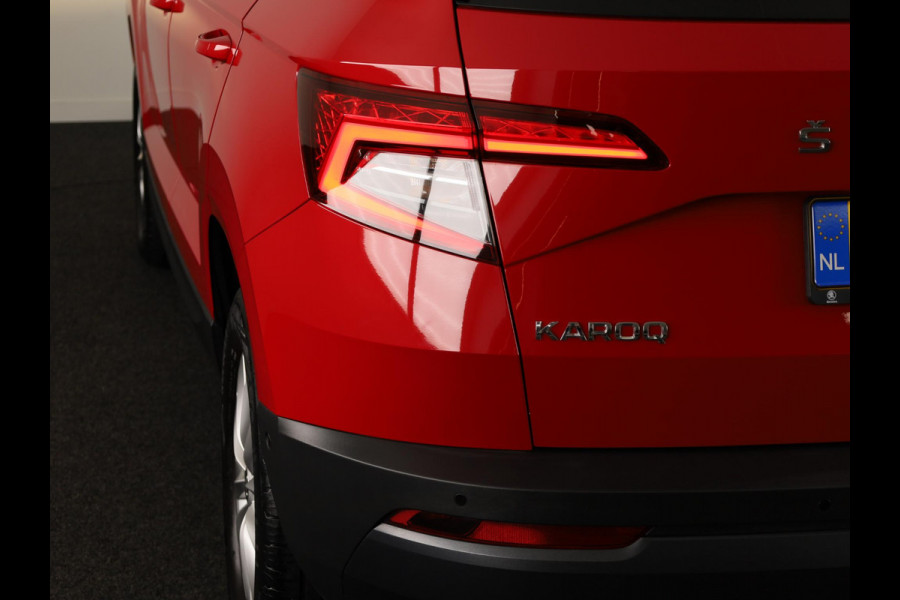 Škoda Karoq 1.0 TSI Business Edition 110pk | Navigatie | Parkeersensoren voor en achter | Apple Carplay/ Android auto | Lichtmetalen velgen | Cruise controle