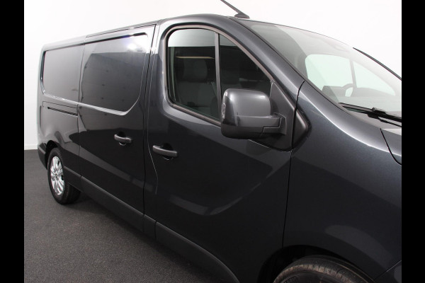 Renault Trafic 2.0 Blue dCi 150 EDC T30 L2H1 Advance Navigatie Airco Lichtmetalen velgen Betimmering Trekhaak Camera Parkeer sensoren Dab