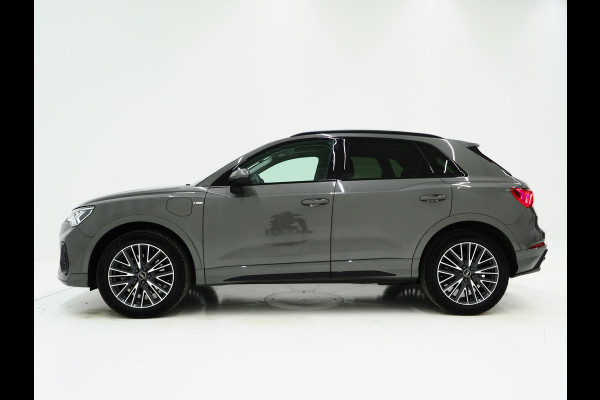 Audi Q3 45 TFSI e S-Line Edition Black | Panoramadak | Two Tone Leder | Sonos | Alcantara Design | Adaptive Cruise